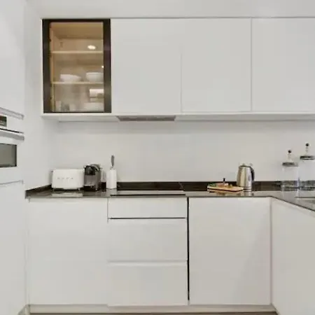 Apartment Rev Pe Marbella