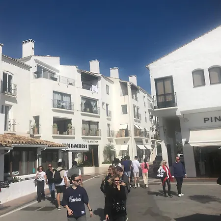 Rev Pe Apartment *